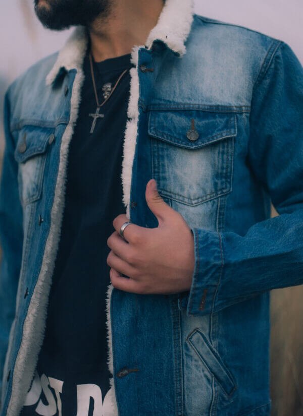Denim Jacket with sherpa fur lining - Image 3