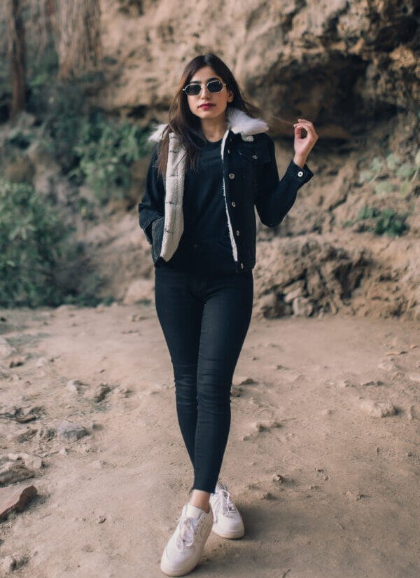 Denim Jacket with sherpa fur lining - Image 2