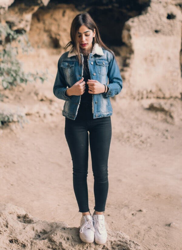 Denim Jacket with sherpa fur lining - Image 5